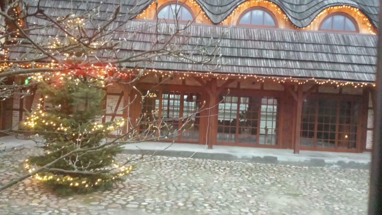 Mak Bed and Breakfast Murowana Goślina Exteriör bild