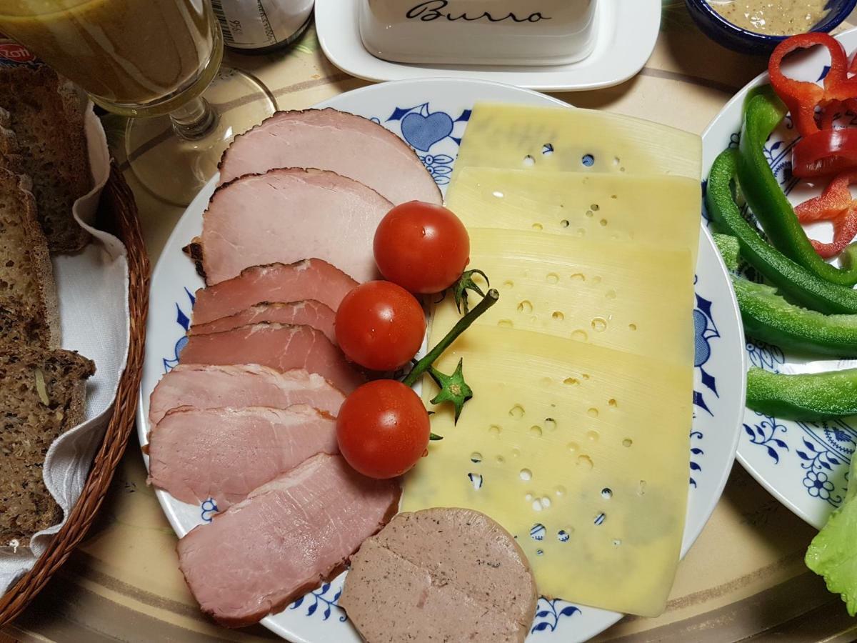 Mak Bed and Breakfast Murowana Goślina Exteriör bild